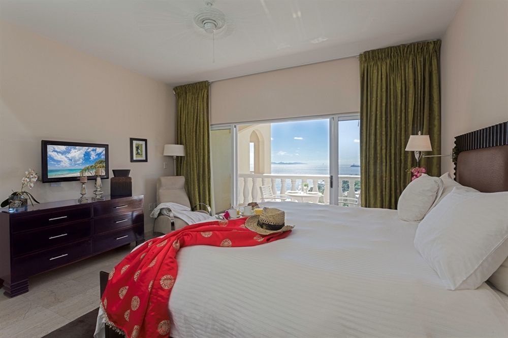 Princess Heights Luxury Condo Hotel Oyster Pond Bagian luar foto